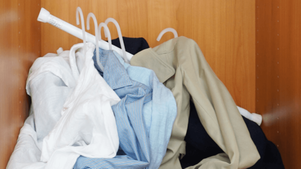 もう落ちる心配なし!突っ張り棒メーカーが正しい取り付け方を教えます