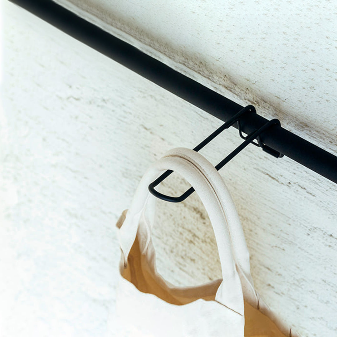 Hanger – DRAW A LINE
