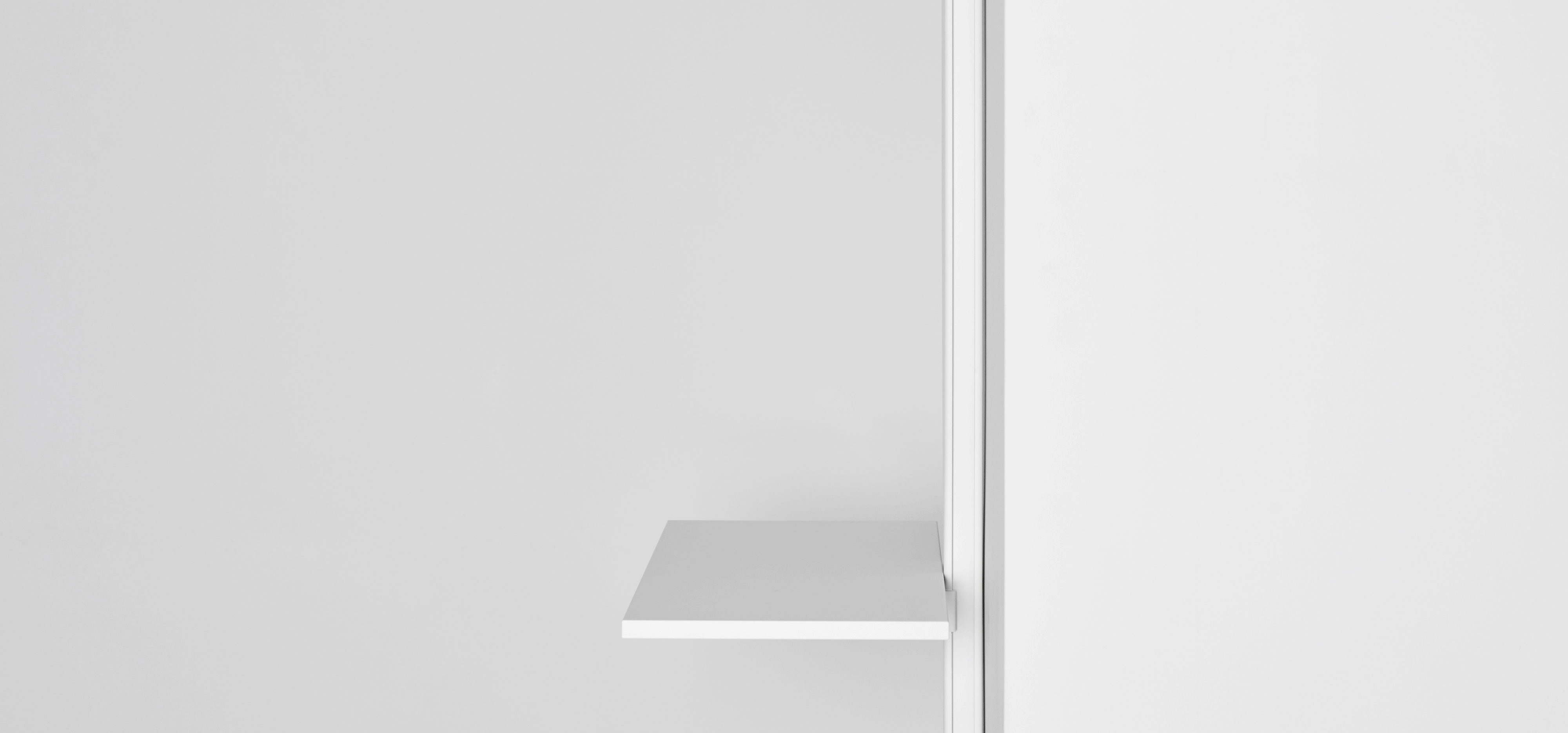 後からでも自由に棚の高さを調整できる