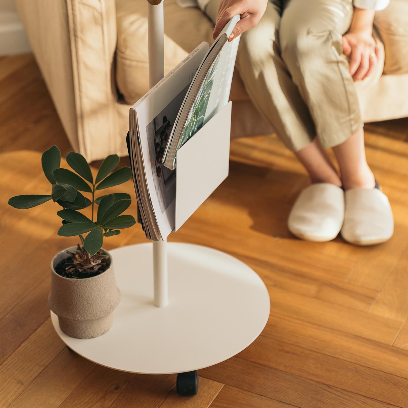 Book Rack White 縦取付 D-BR-WH