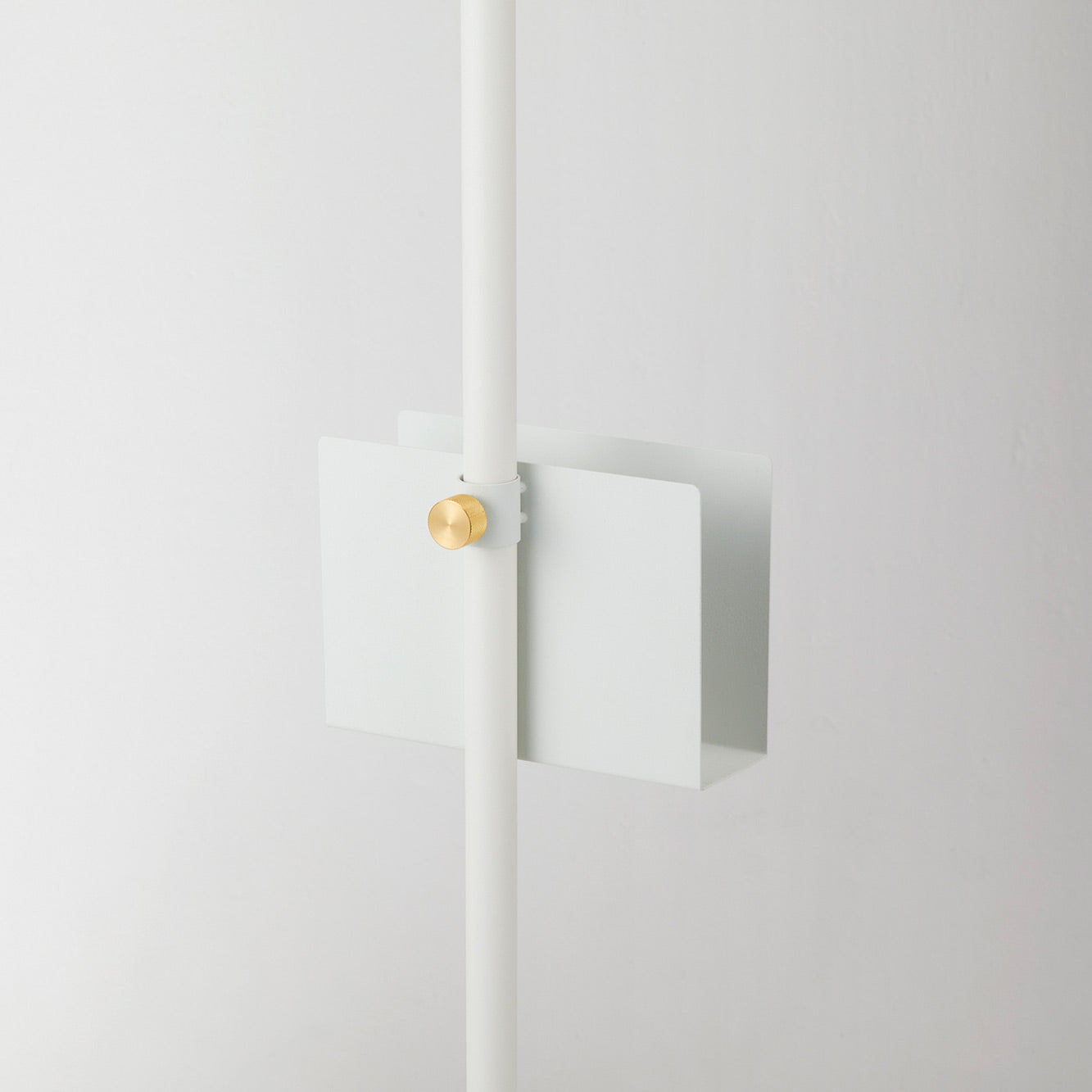 Book Rack White 縦取付 D-BR-WH