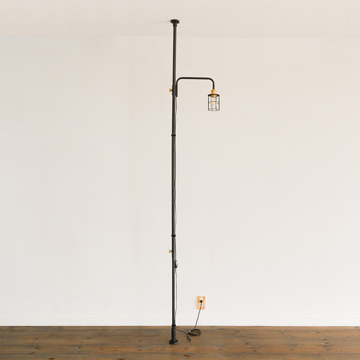 Wire Shade Black LampArmシリーズ専用 縦取付 D-BWS-BK