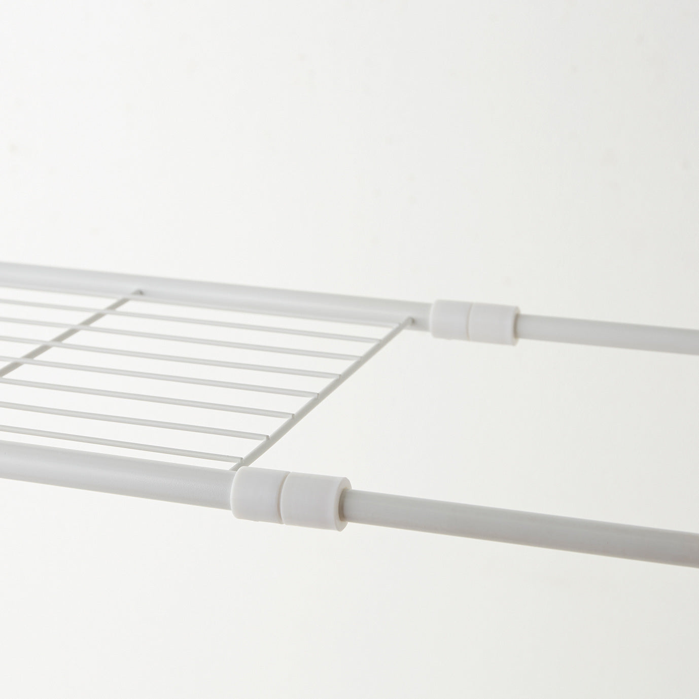 伸縮ランドリーラック タオル掛け付き マットホワイト 幅60~81cm HSR-1WH