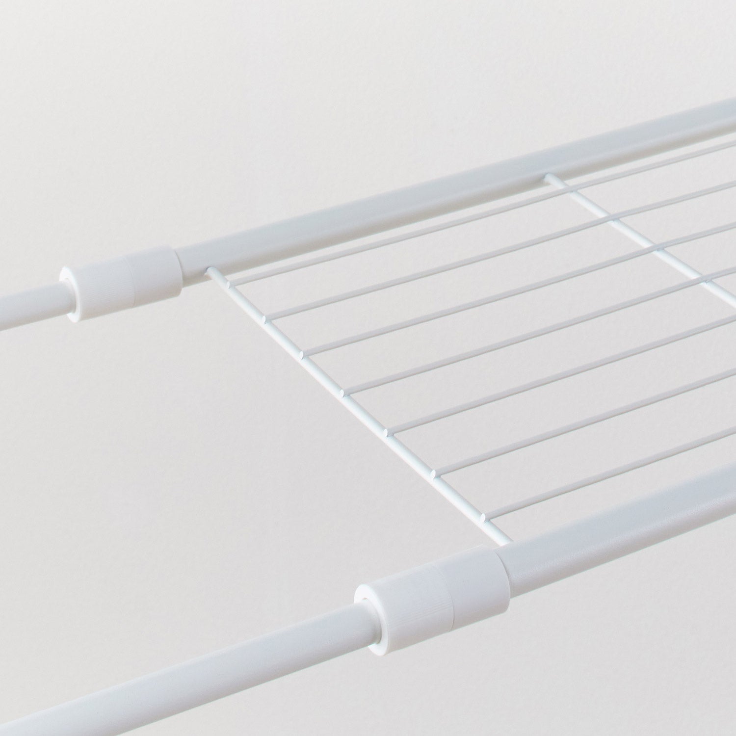 伸縮ランドリーラック ハンガーバー付き マットホワイト 幅61~82cm HSR-2WH
