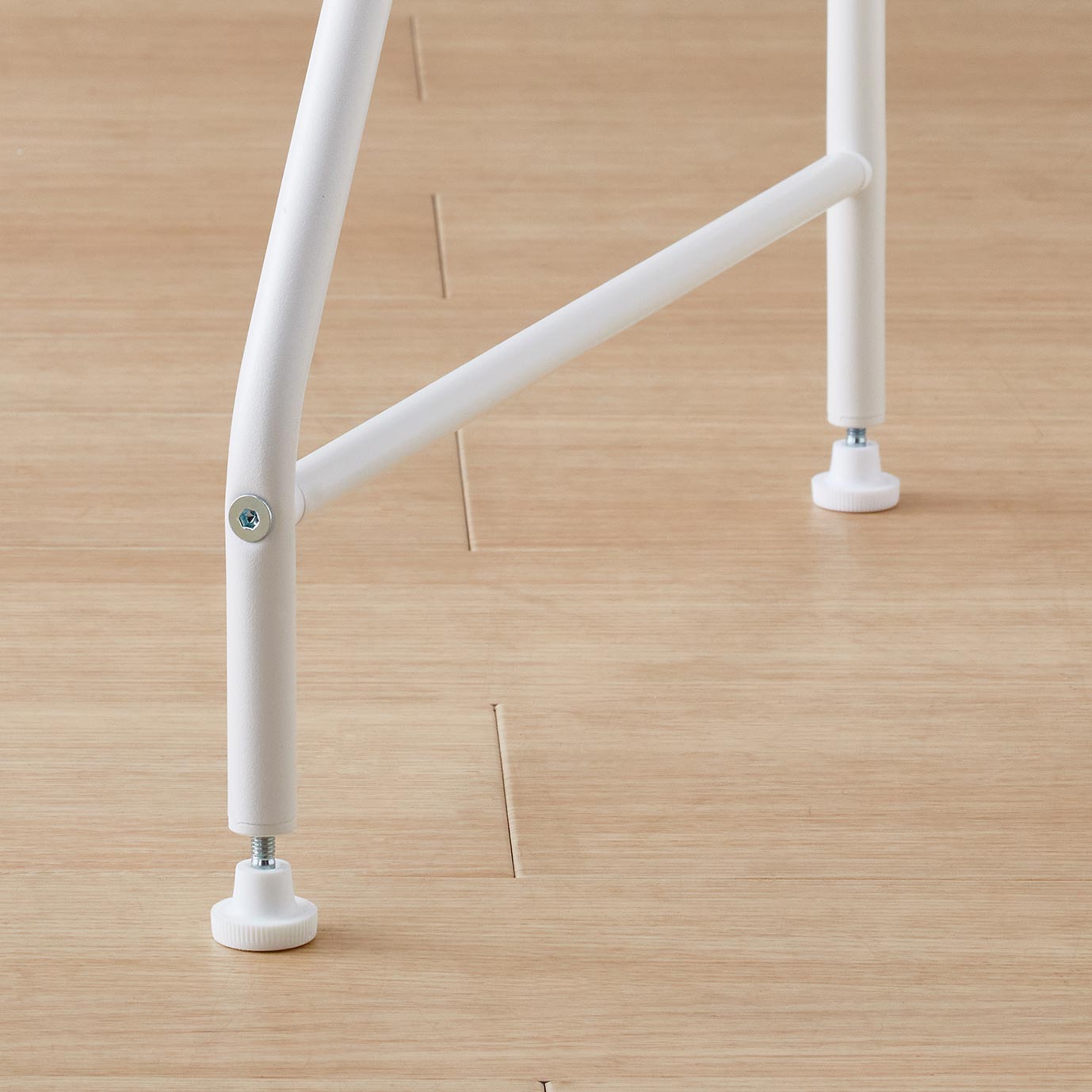 伸縮ランドリーラック ハンガーバー付き マットホワイト 幅61~82cm HSR-2WH