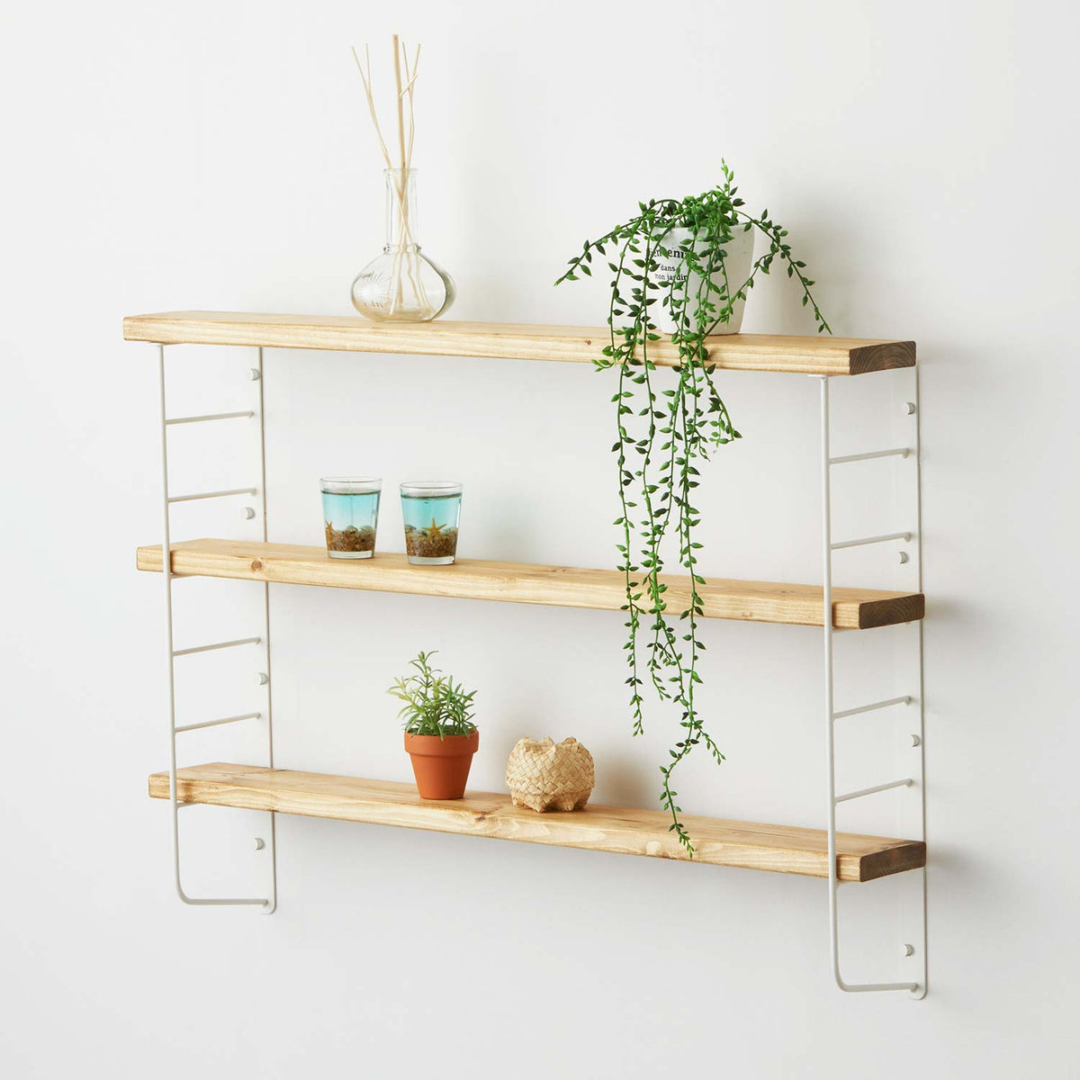 ウォールシェルフL型 幅60cm 奥行10cm