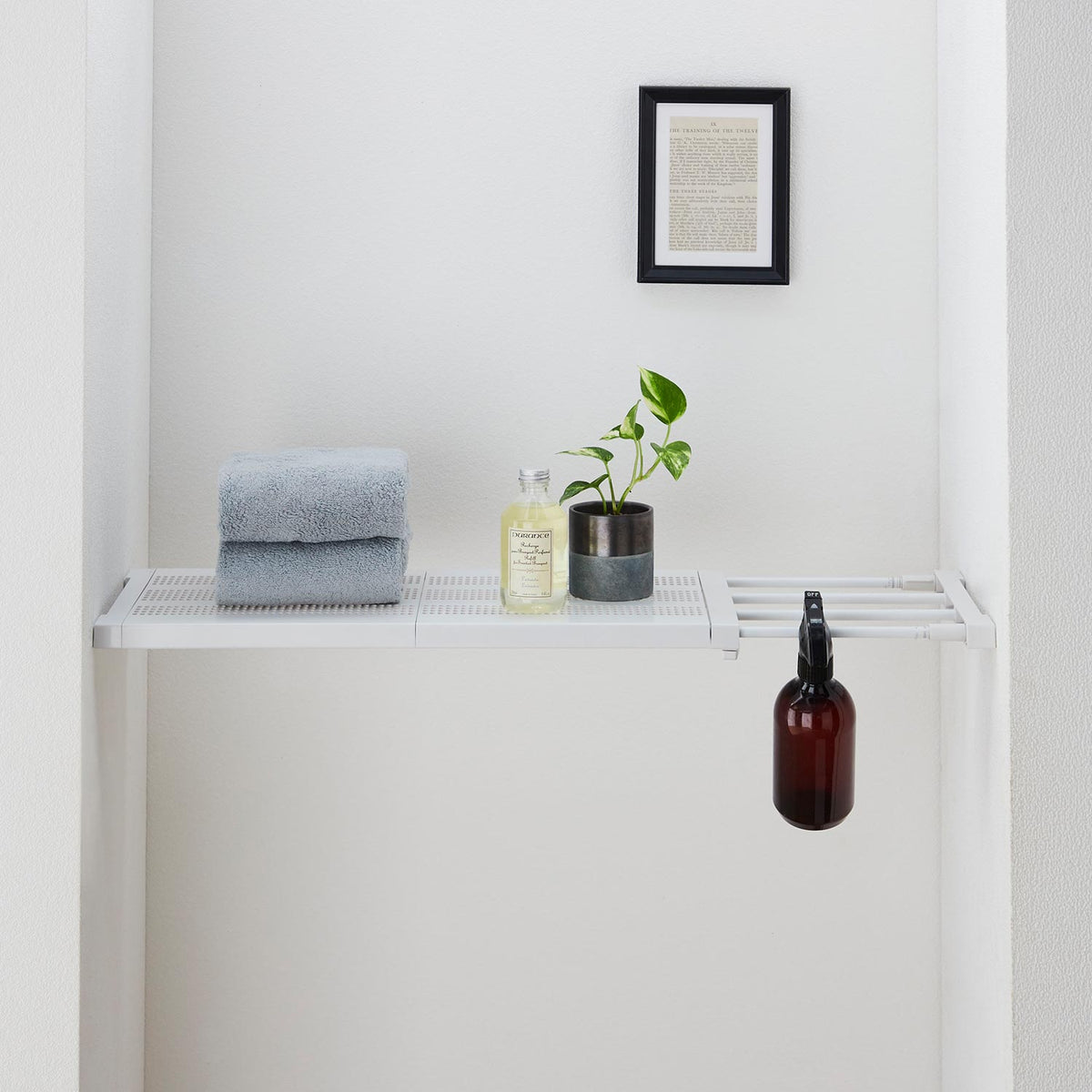 突っ張り棚 メッシュ マットホワイト 耐荷重27〜13kg 幅65〜95cm TNR-M