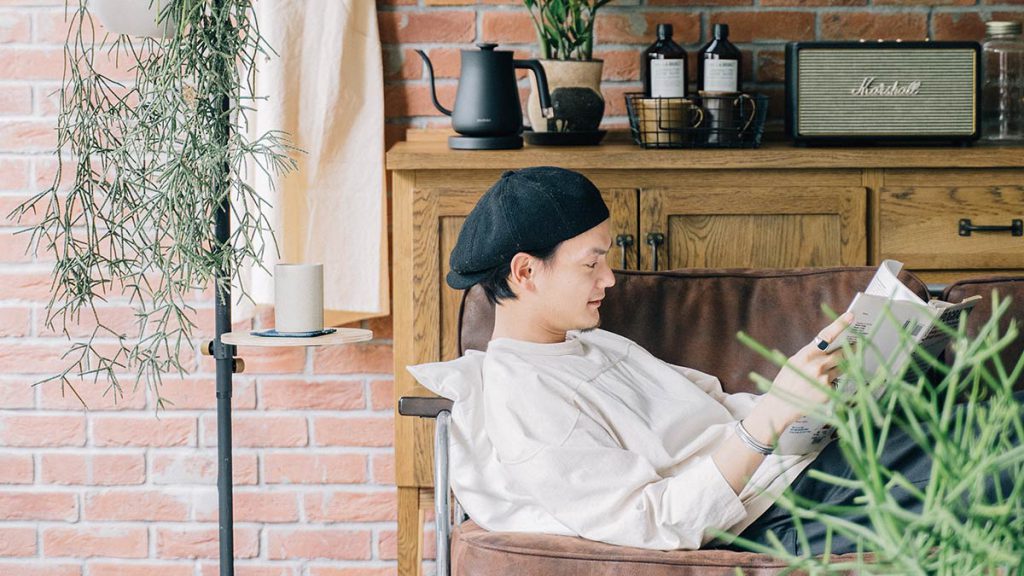 on journal standard Furniture