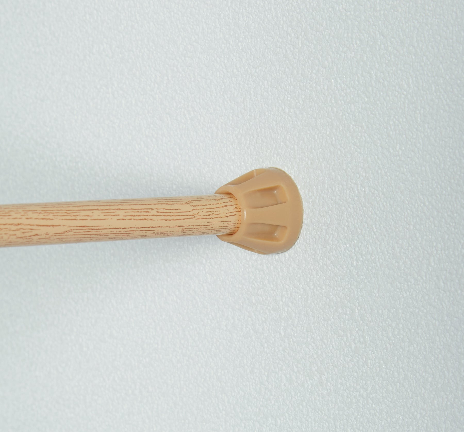 突っ張り棒 木目 耐荷重8〜4kg 幅32〜46cm RPM-1