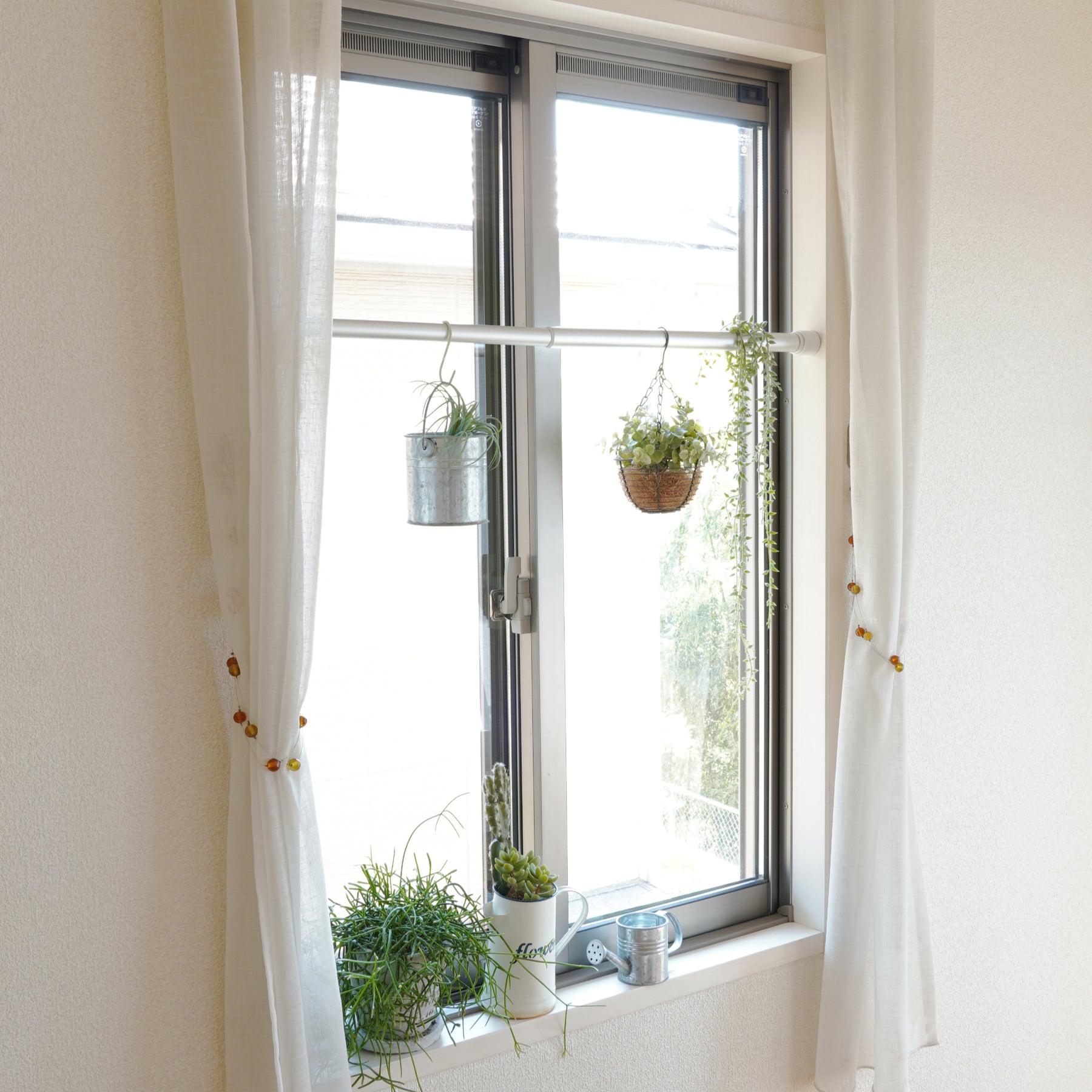 突っ張り棒 アルミ製 軽量 S 耐荷重11～10kg 幅50～75cm ALA-1