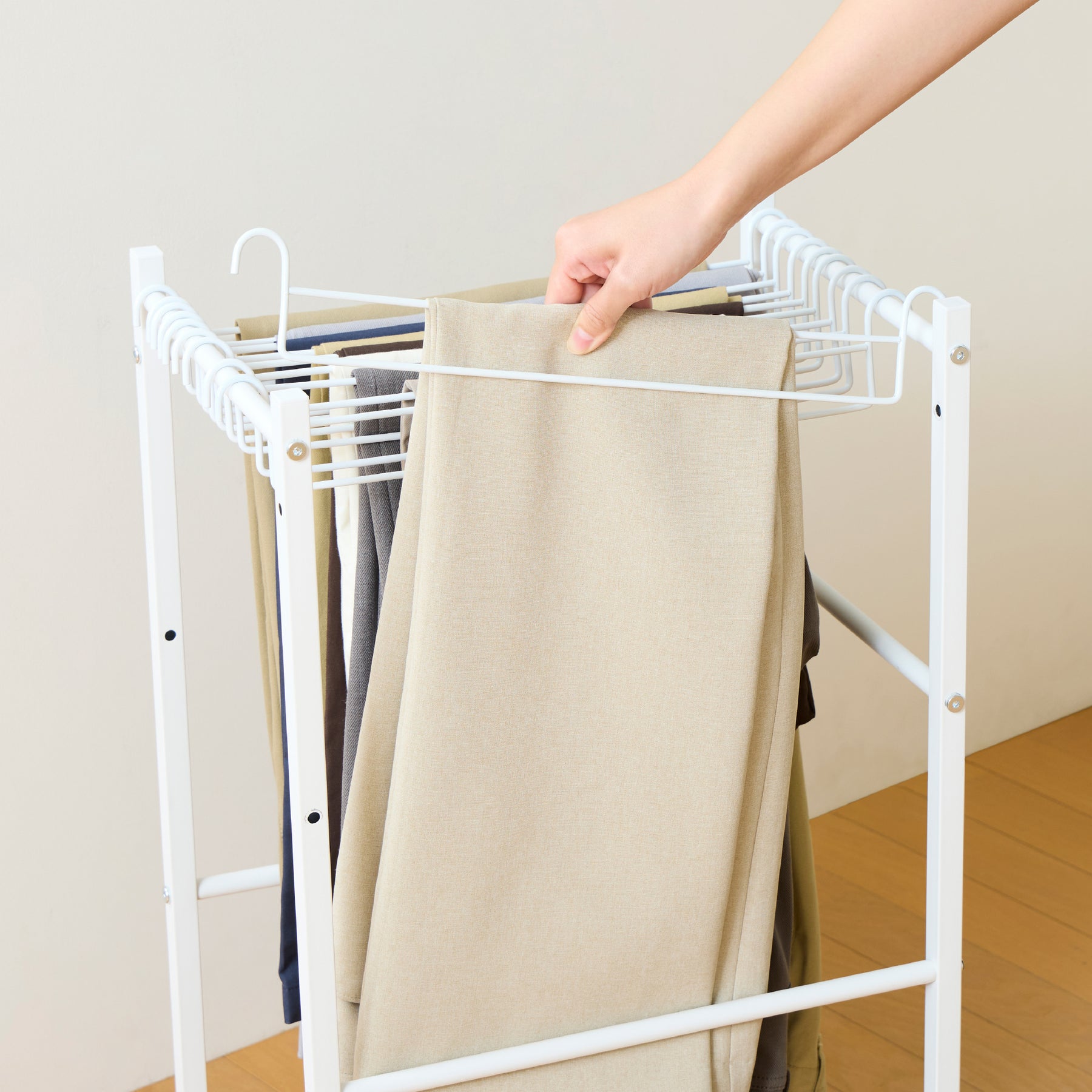 スラックスハンガー用追加ハンガー 4本入 BHS-23TH