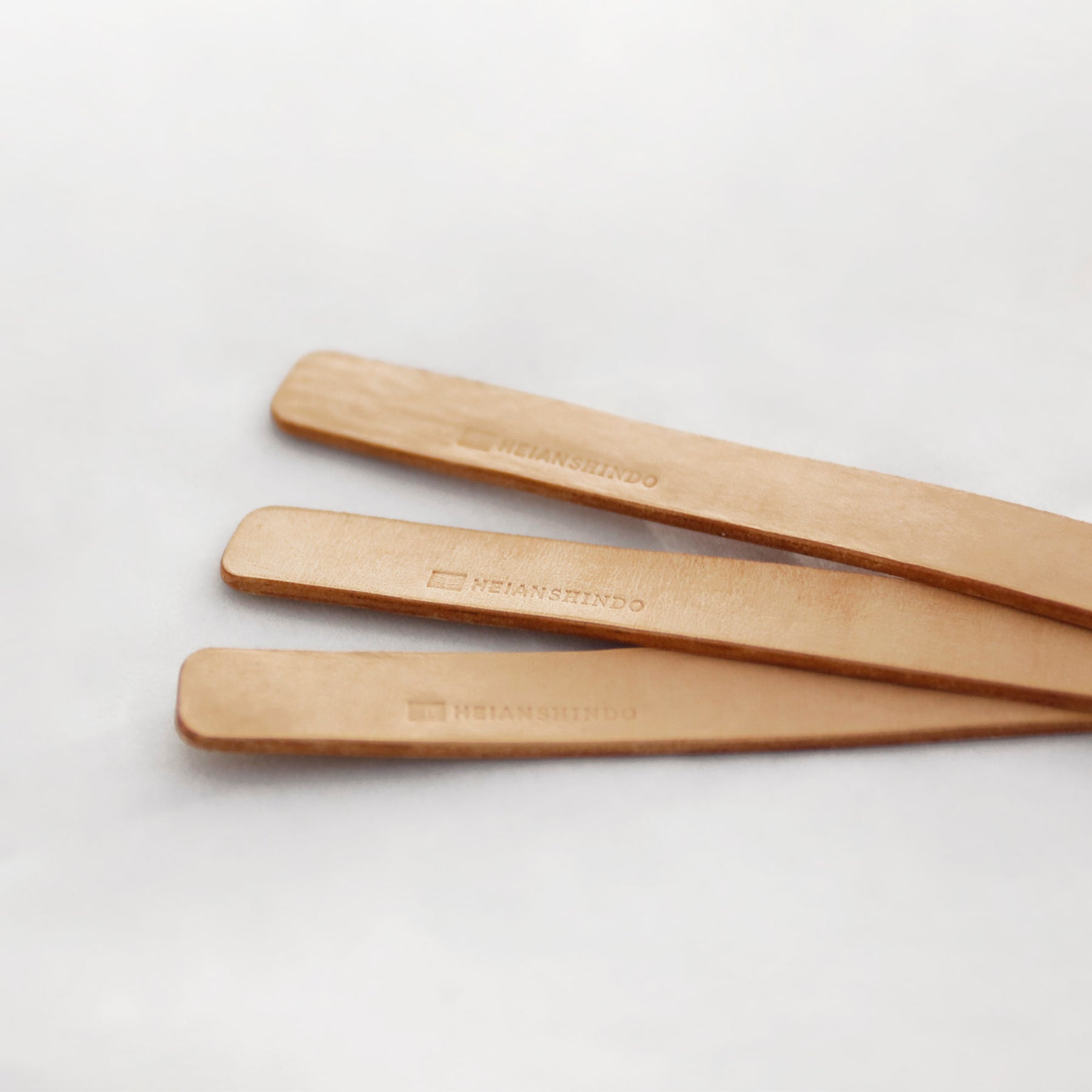 Leather Tassel Natural OFC-TA-1