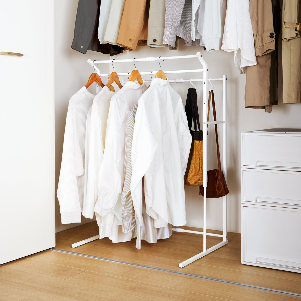 伸縮クローゼットハンガーラック 3連 縦横伸縮タイプ マットホワイト OHW-80WH