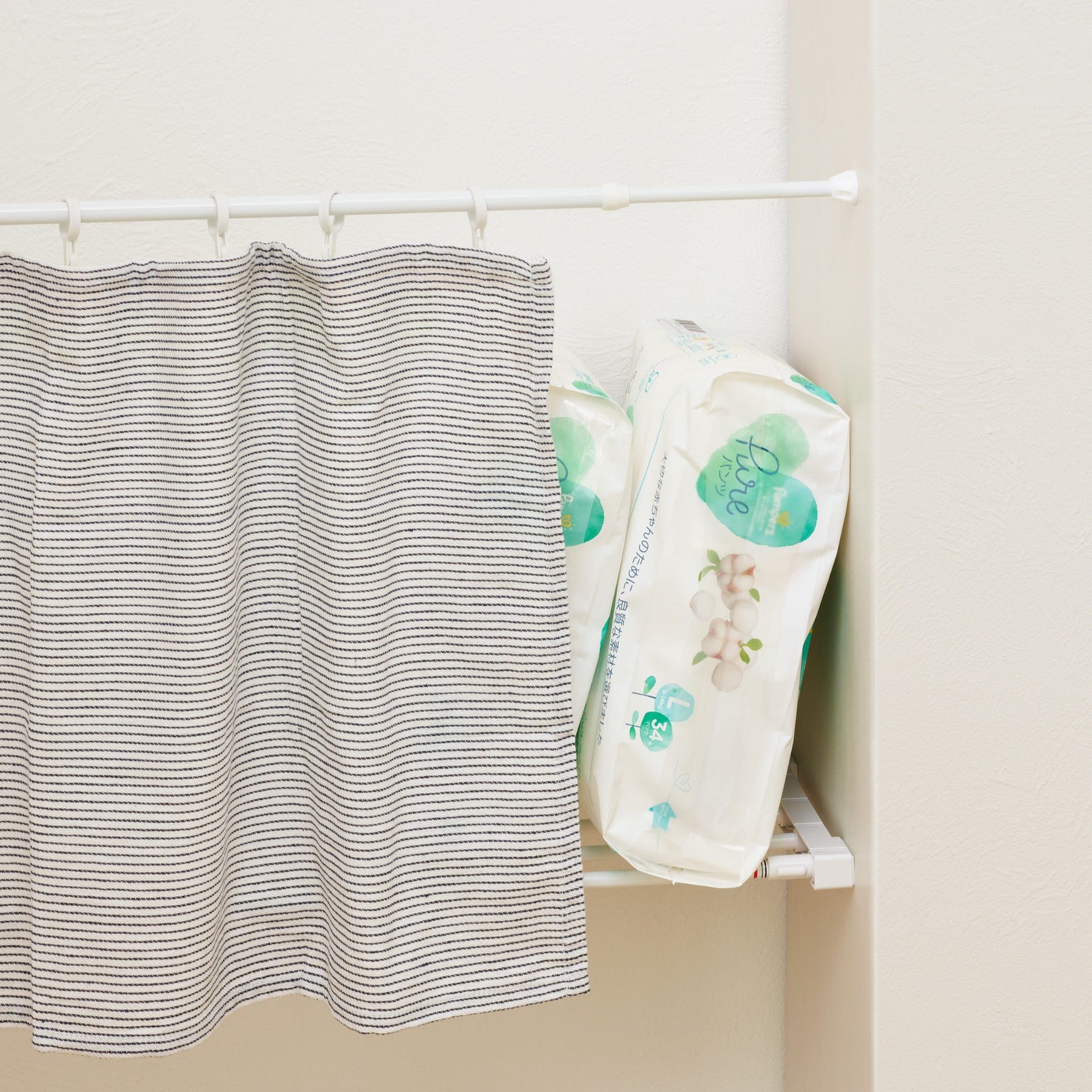 突っ張り棒 ホワイト 耐荷重5〜2kg 幅66〜110cm RPW-3