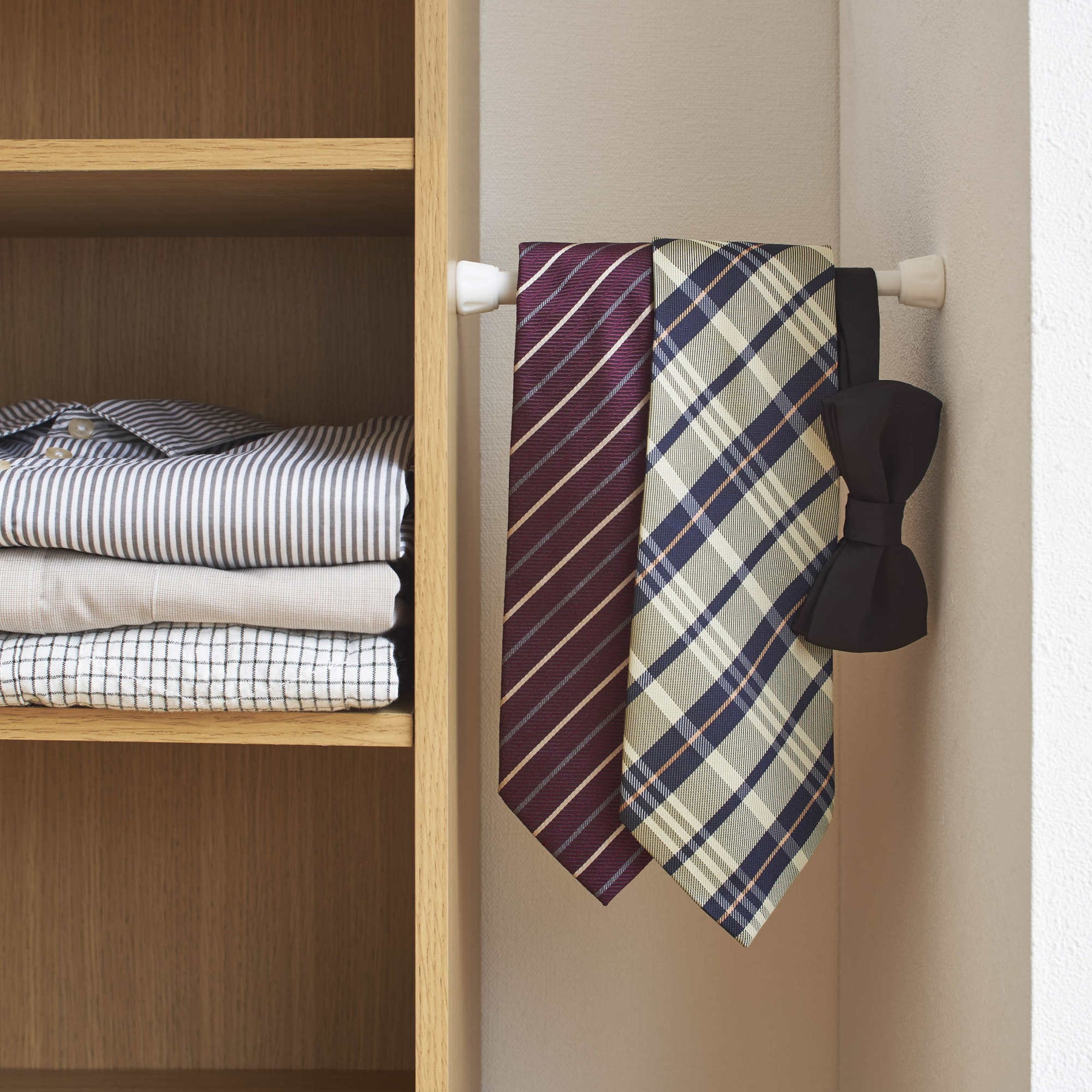 突っ張り棒 隙間収納 ホワイト 耐荷重2kg 幅16〜21cm SMP-12