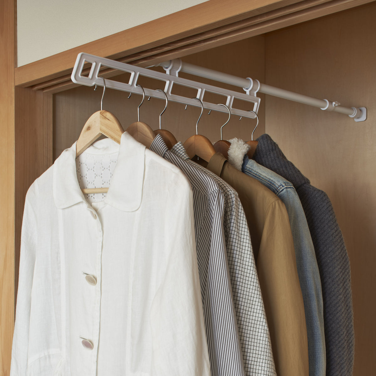 押入れスライドハンガー ホワイト 突っ張り式 SOH-7