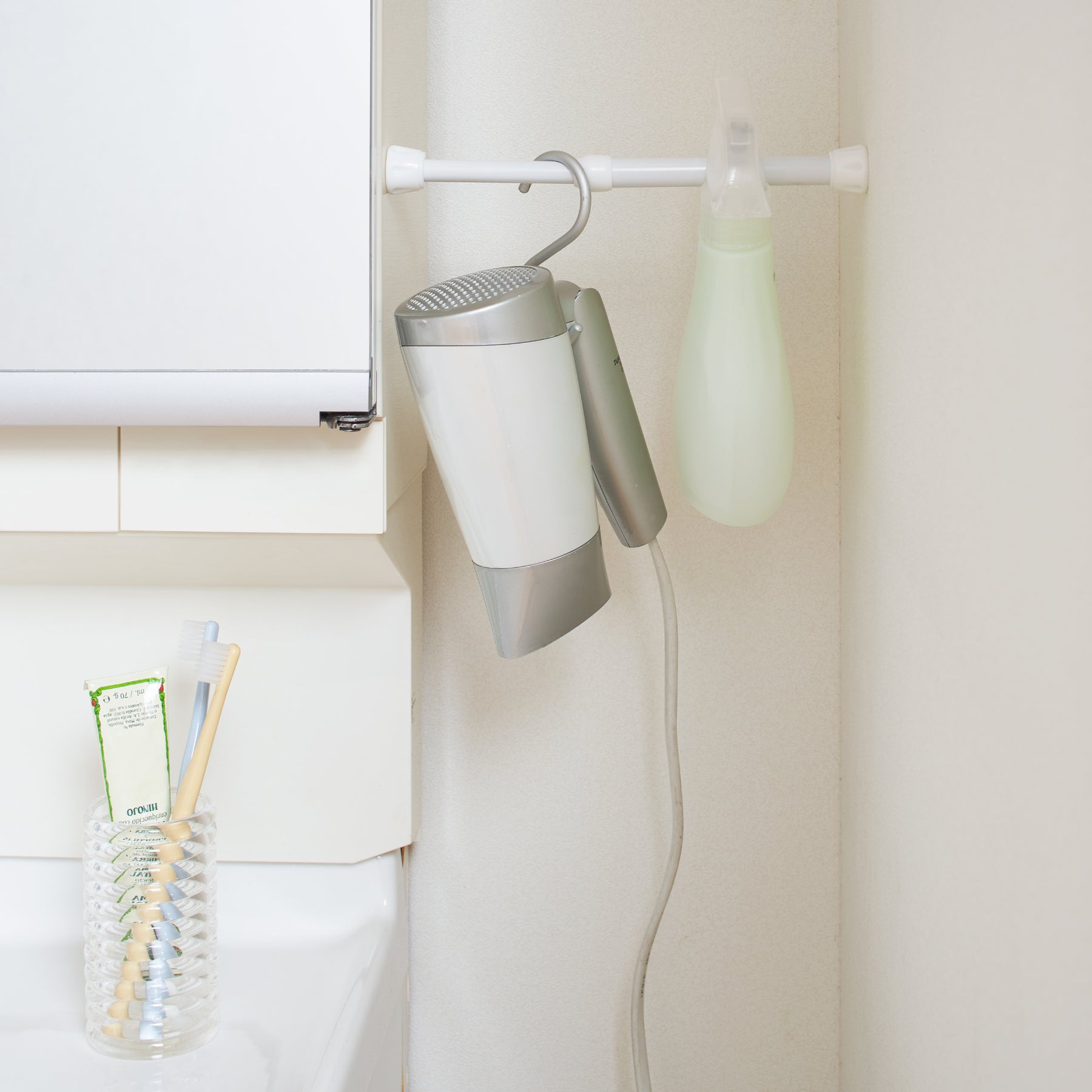 突っ張り棒 隙間収納 ホワイト 耐荷重2kg 幅16〜21cm SMP-12